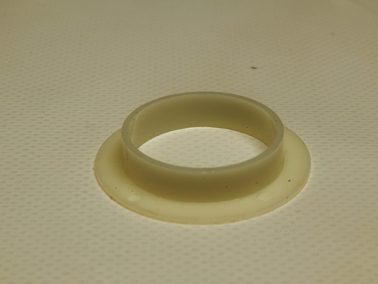 Plastic Flange Bushing - kym-industries